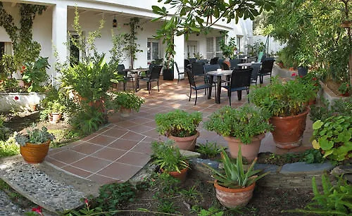 Hotel S'Aguarda Cadaques 3*,